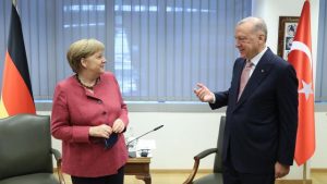Erdoğan-Merkel ile görüştü