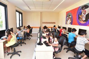 Tuzla’da 40 Farklı Branşta Her Yaştan Gence Eğitim