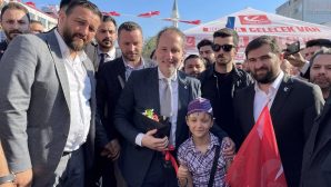 Fatih Erbakan, Sultanbeyli’de vatandaşlarla buluştu