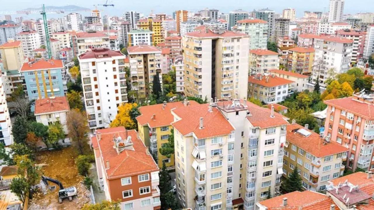 İstanbul Emlakçılar Odası Başkanı Nizamettin Aşa ise, bu dönemin dolandırıcılar