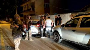 Aydın’da polise bıçaklı saldırı