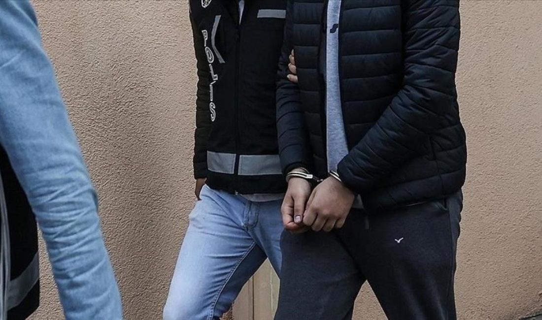 Van Yüzüncü Yıl Üniversitesi (YYÜ) Dursun Odabaş Tıp Merkezi'nde görevli