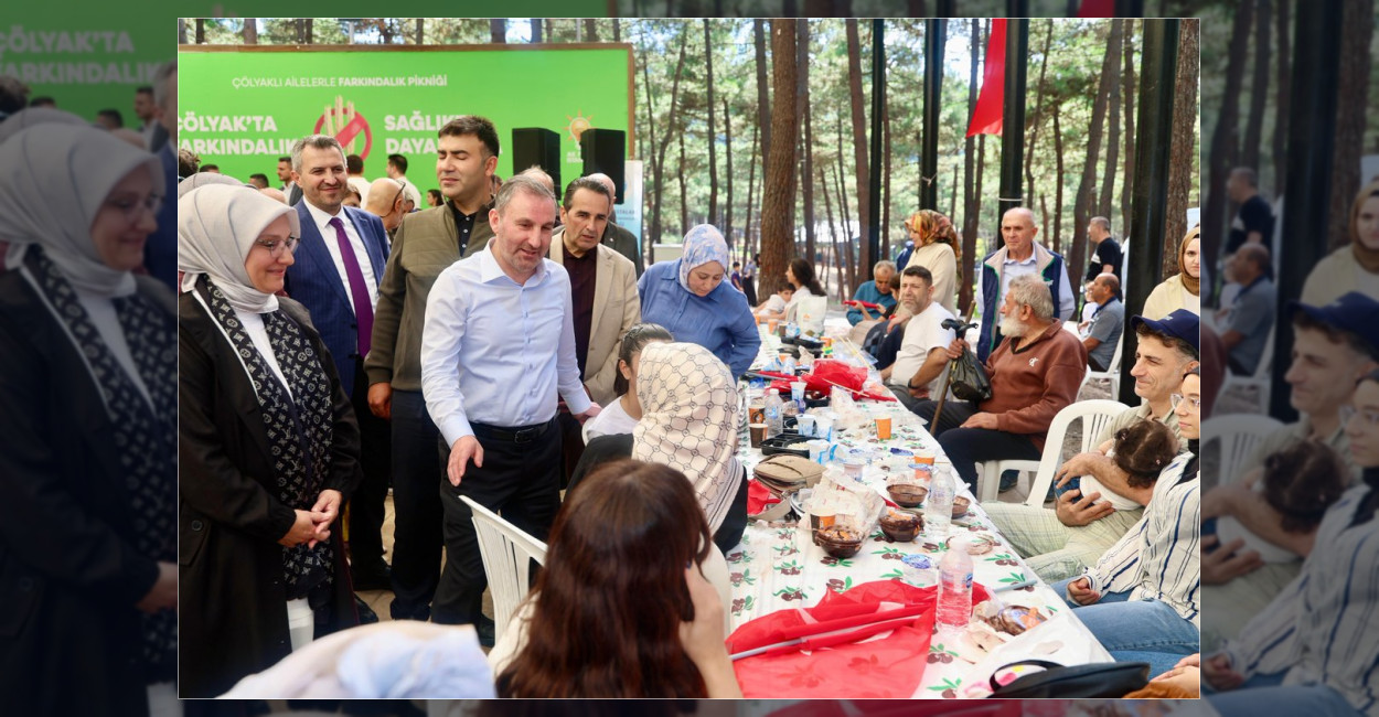 Sultanbeyli Belediyesi ev sahipliğinde Çölyaklı Ailelerle Farkındalık Pikniği gerçekleştirildi. Çocukların