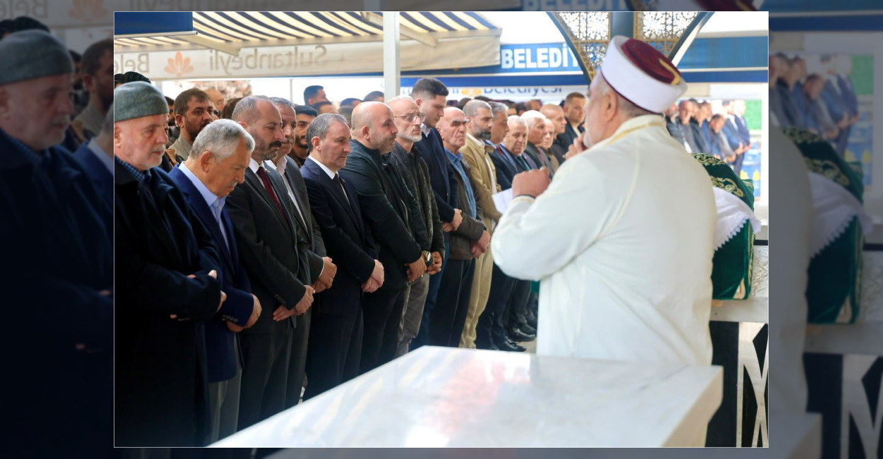 AK Parti Sultanbeyli İlçe Teşkilatı kurucularından Mustafa Eroğlu'nun eşi Şaduman