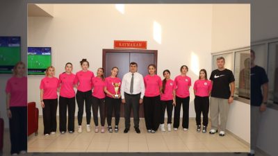 Okul Spor Kulüpleri Voleybol Genç Kız Ligi'nde İstanbul birinciliği elde