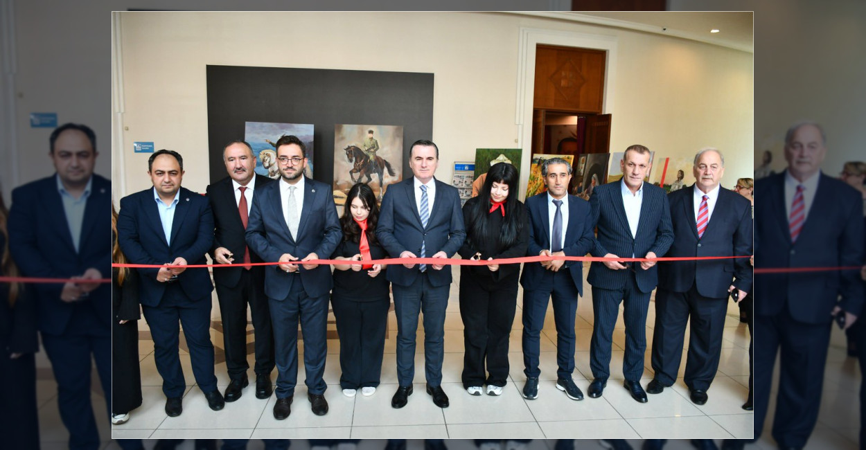 Pendik Kaymakamı Mehmet Yıldız, M.Ü. Abdülkadir Meragi Güzel Sanatlar Lisesi'nin