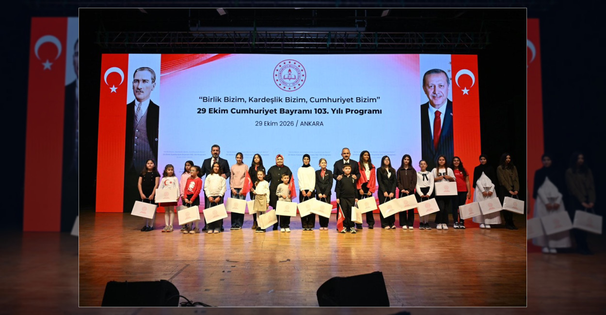 Cumhuriyet’in 103. yılı kutlamaları kapsamında düzenlenen resim, şiir ve kompozisyon